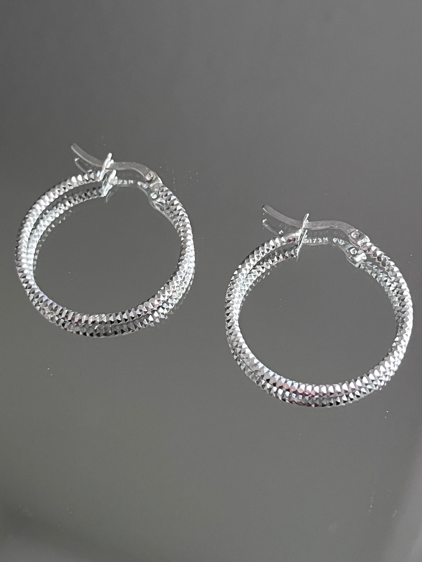 Diamond-Cut Textured Hoop Earrings in .925 Sterling Silver - 1 Inch (25mm)