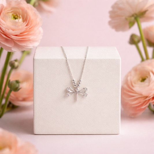 .925 Sterling Silver Dragonfly Necklace – Elegant Symbolic Jewelry with Clear Crystals